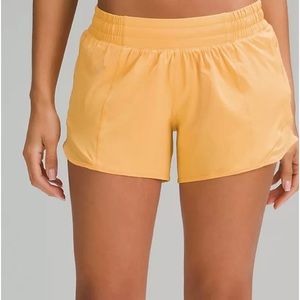 Lululemon hotty hots low rised 4” “lined